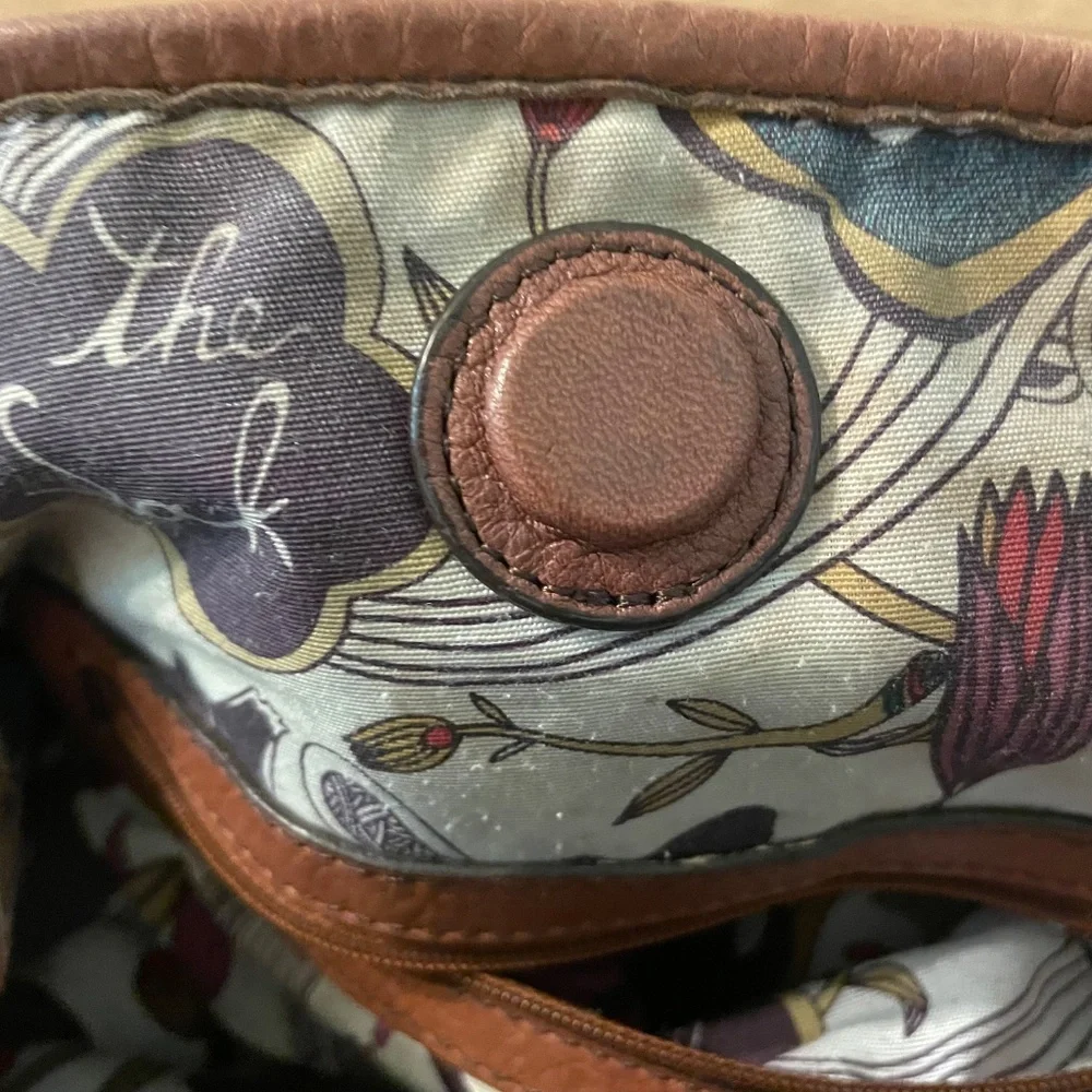 The SAK tobacco genuine leather bag AND matching phone case